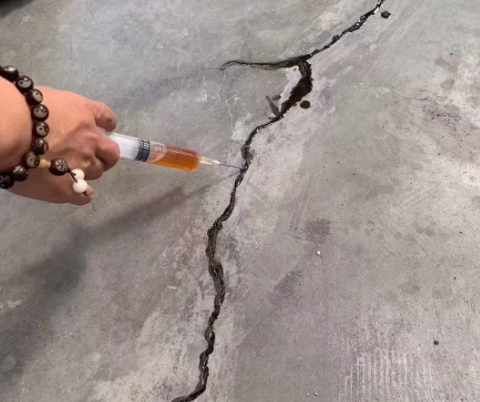 东昌混凝土裂缝修补技术详解​